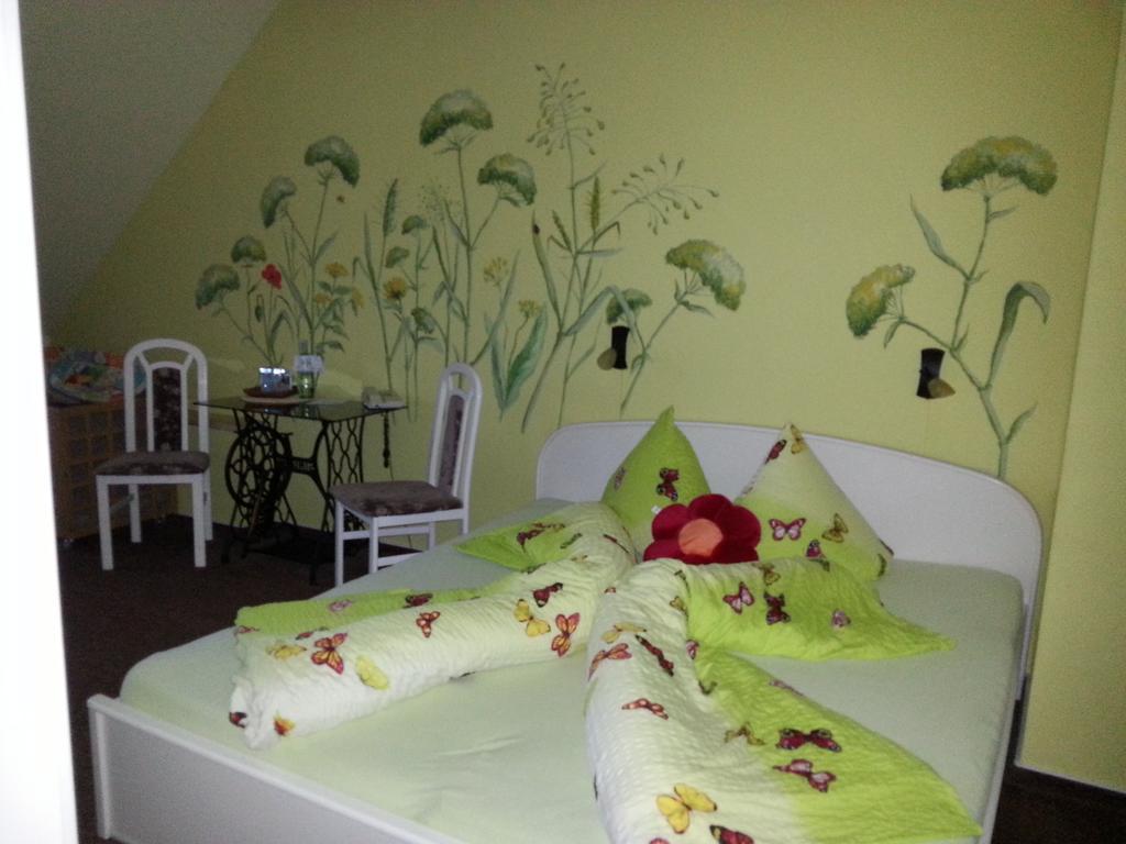 Landferienhaus Pension Erika Muehlhausen  Room photo